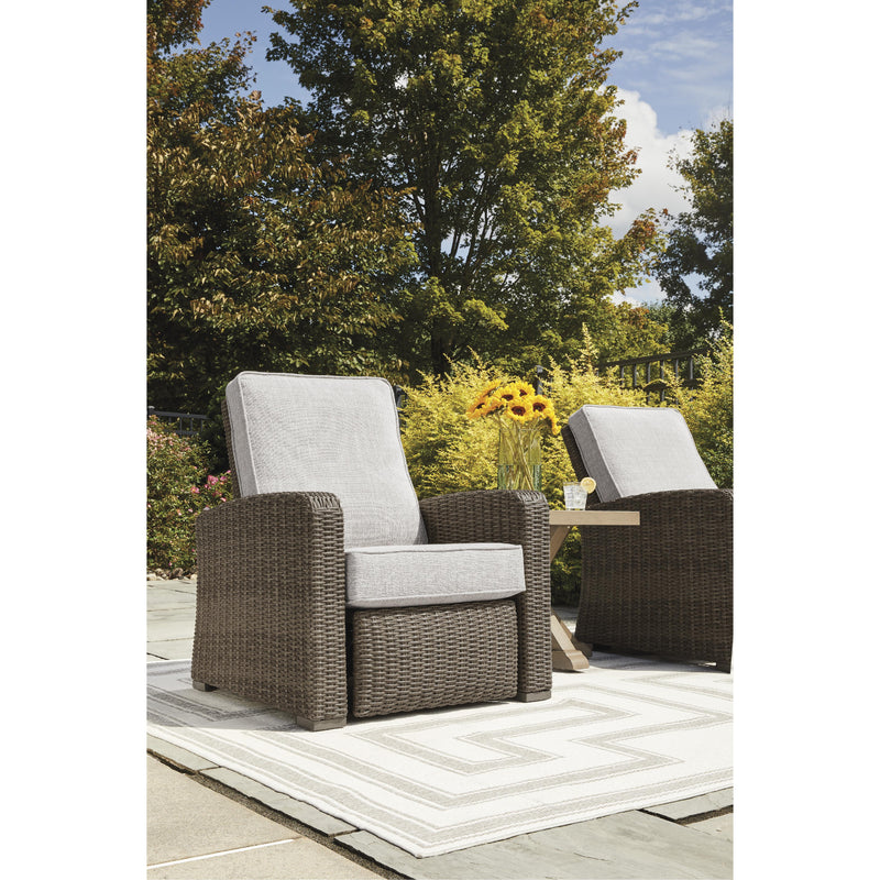 Signature Design by Ashley Outdoor Seating Recliners P791-825 IMAGE 11